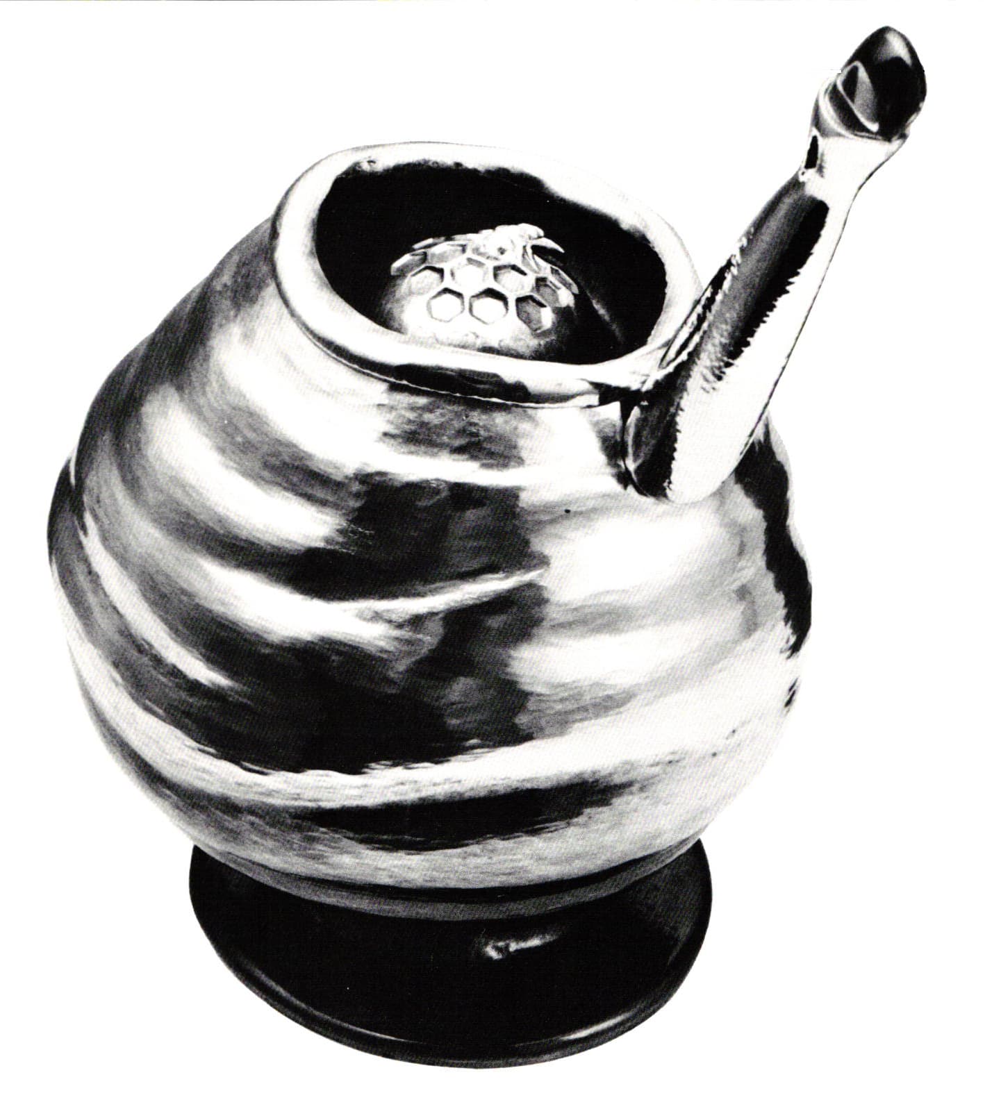 Lois Betteridge: Stretching Material Limits