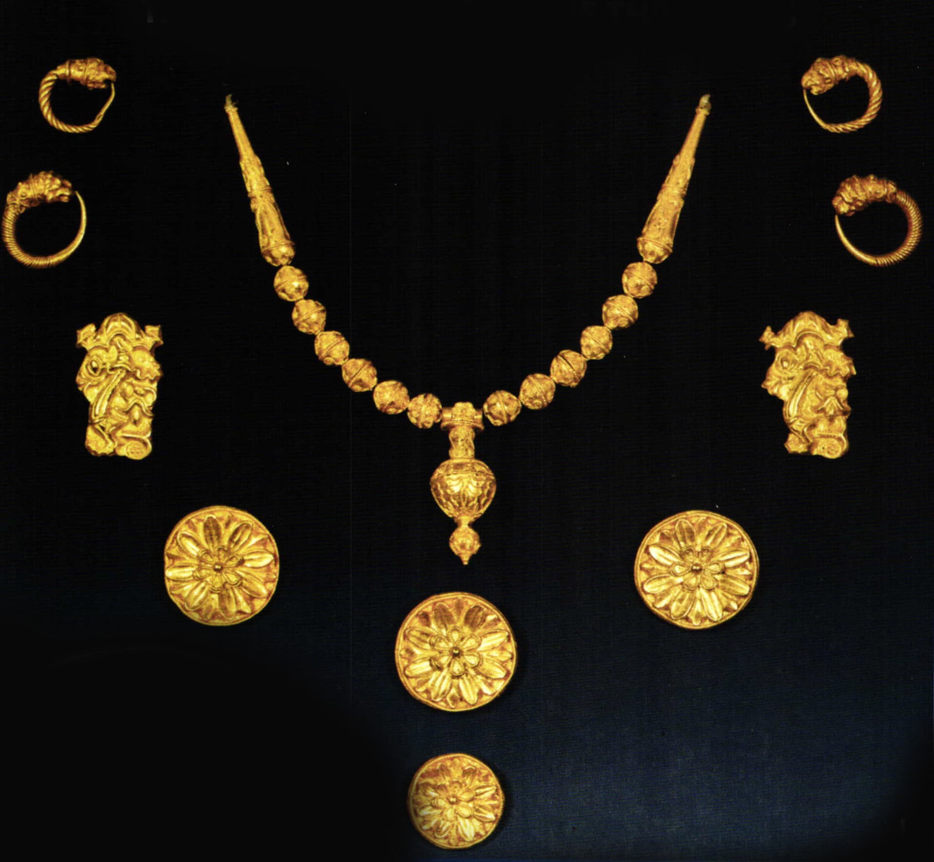 The Art Treasures of the Thracians