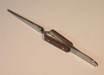 How to Customize Short Insulated Tweezers