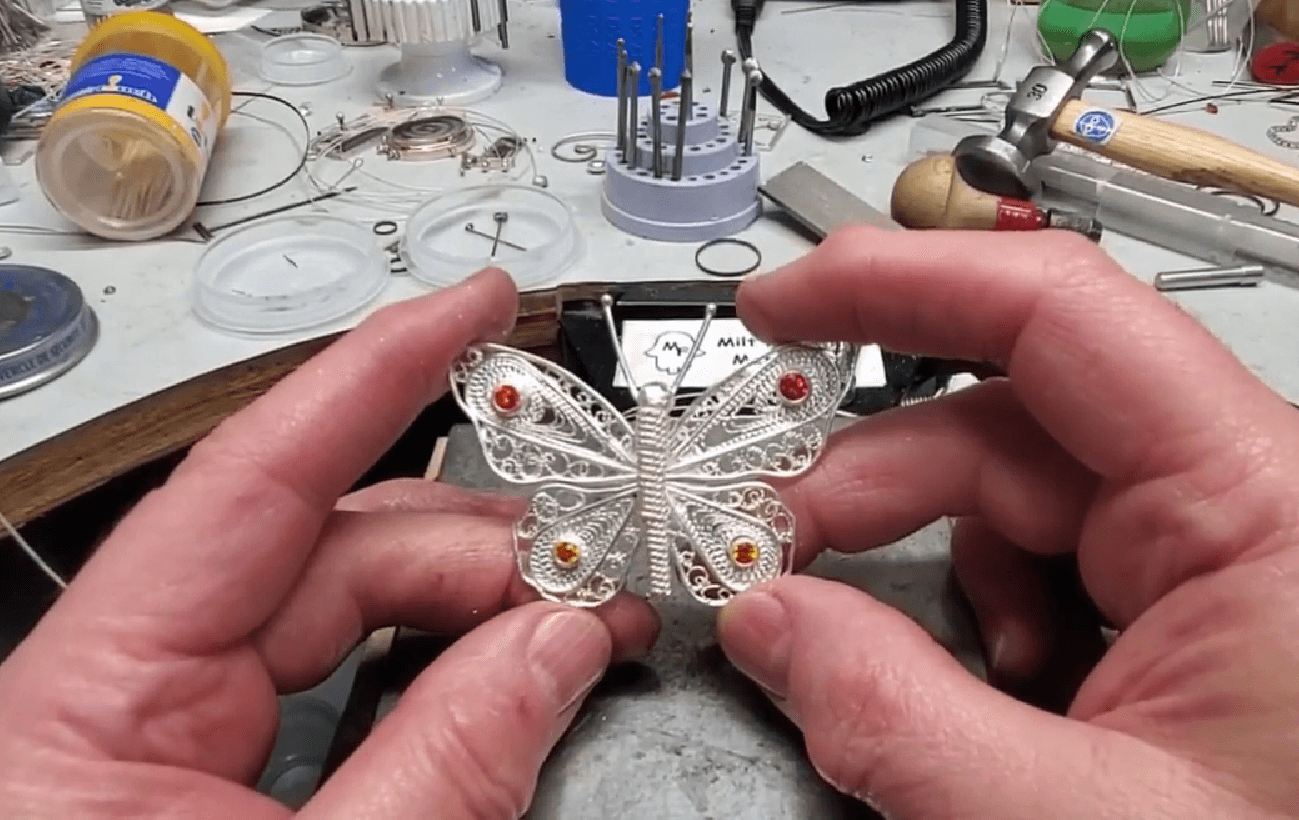 Tube Setting With Filigree Applications