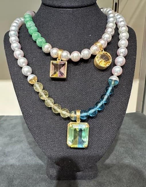 double-stranded necklace by Yutai