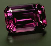 Quartz: Crystalline and Chalcedonies