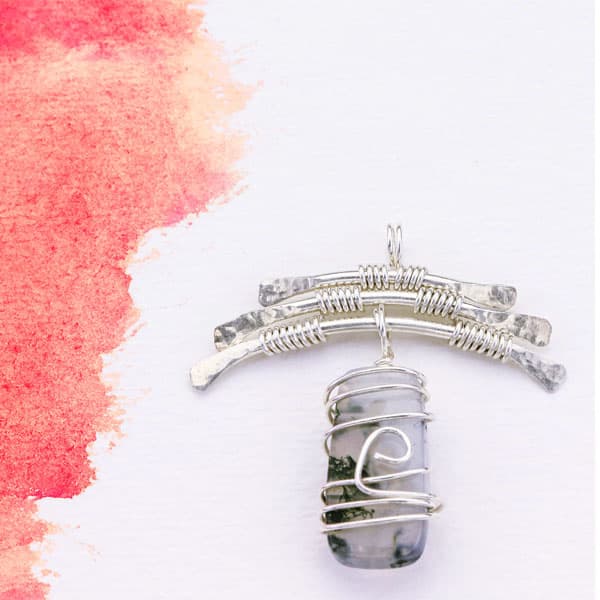 How to Choose Silver Jewelry Wire